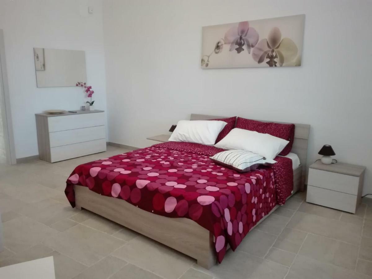 I Trulli Di Gina Appartamento Trullo 6 Persone Monopoli Luaran gambar
