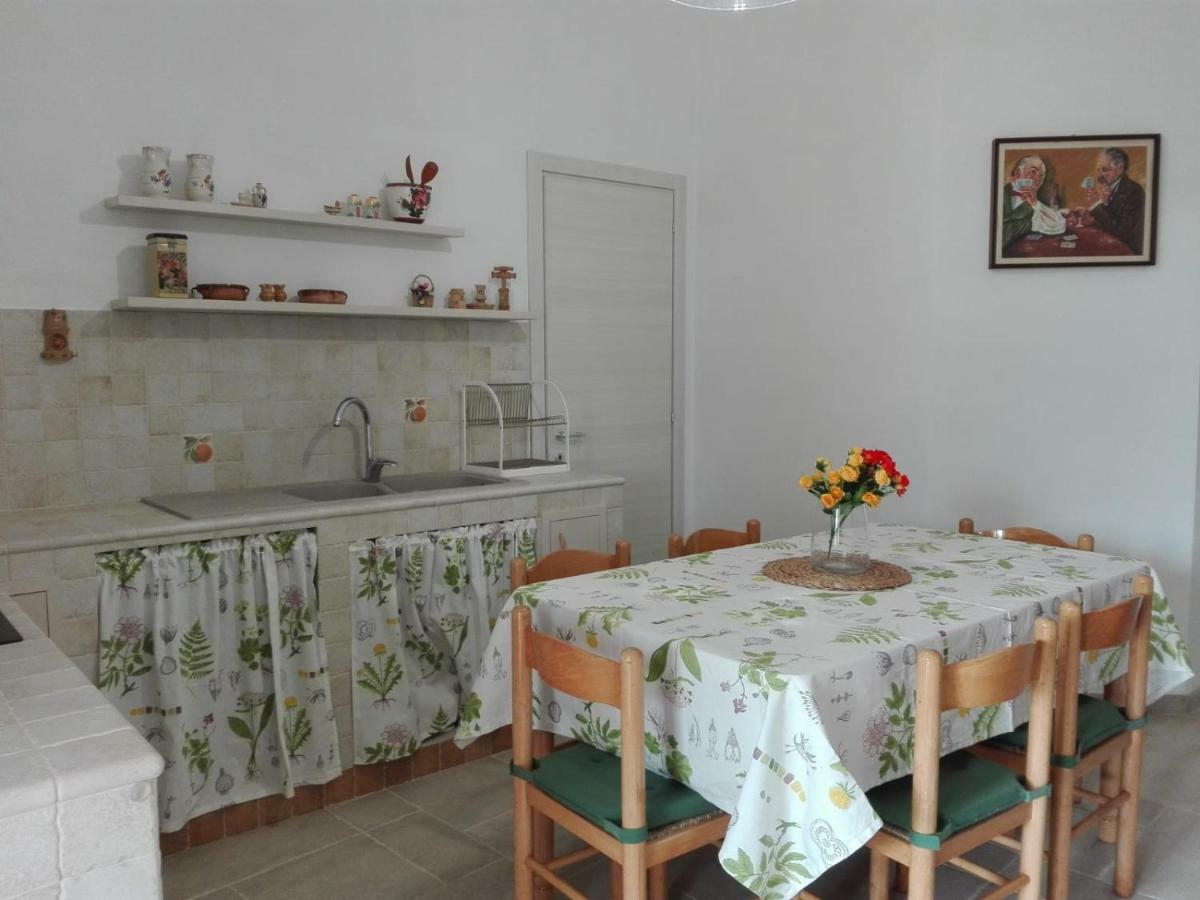 I Trulli Di Gina Appartamento Trullo 6 Persone Monopoli Luaran gambar