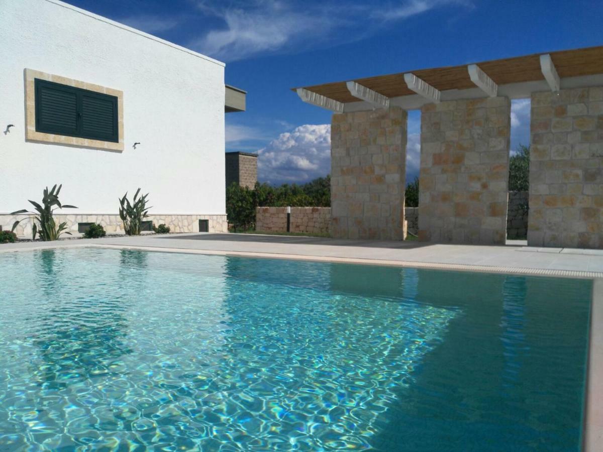 I Trulli Di Gina Appartamento Trullo 6 Persone Monopoli Luaran gambar